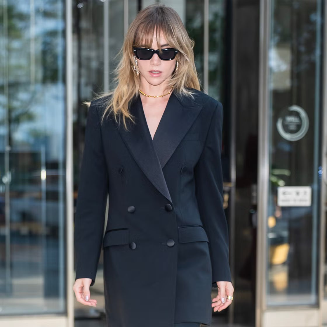 SEEN ON SUKI WATERHOUSE