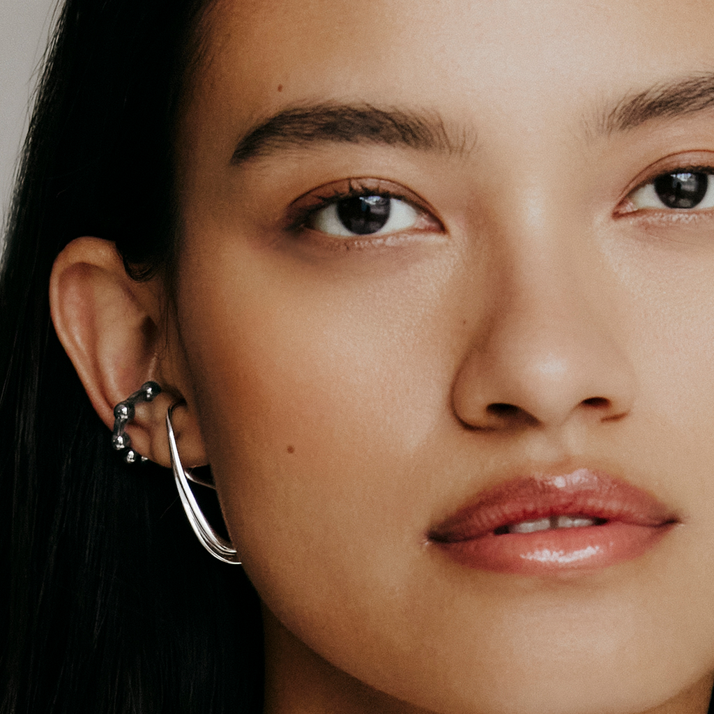 YŪGI MINI EAR RING - BLACK LIMITED EDITION