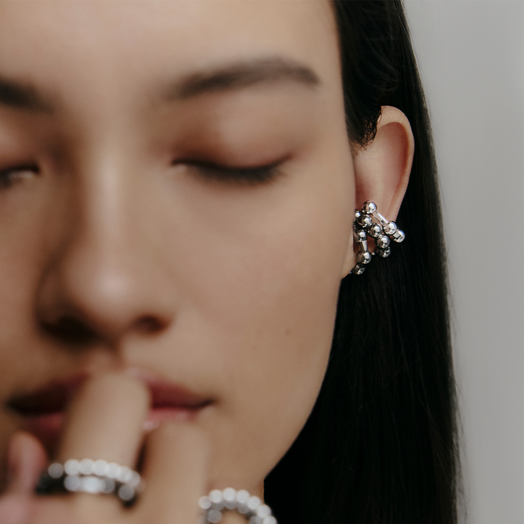 YŪGI MINI EAR RING - BLACK LIMITED EDITION