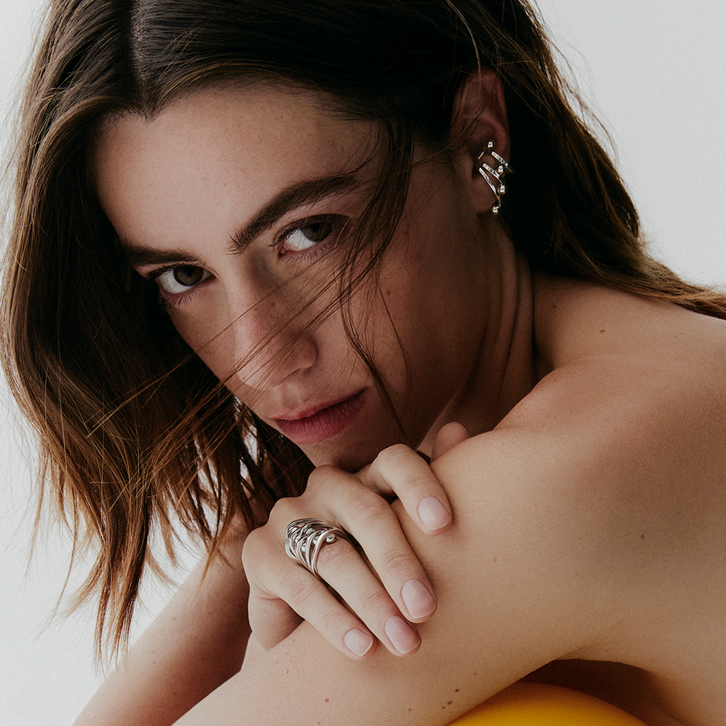 YŪGI 3-RING EARRING