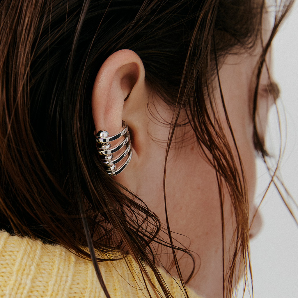 YŪGI 4-RING EARRING