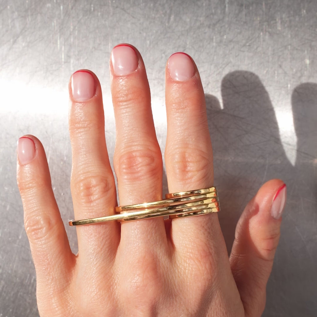 ITO FIST RING 