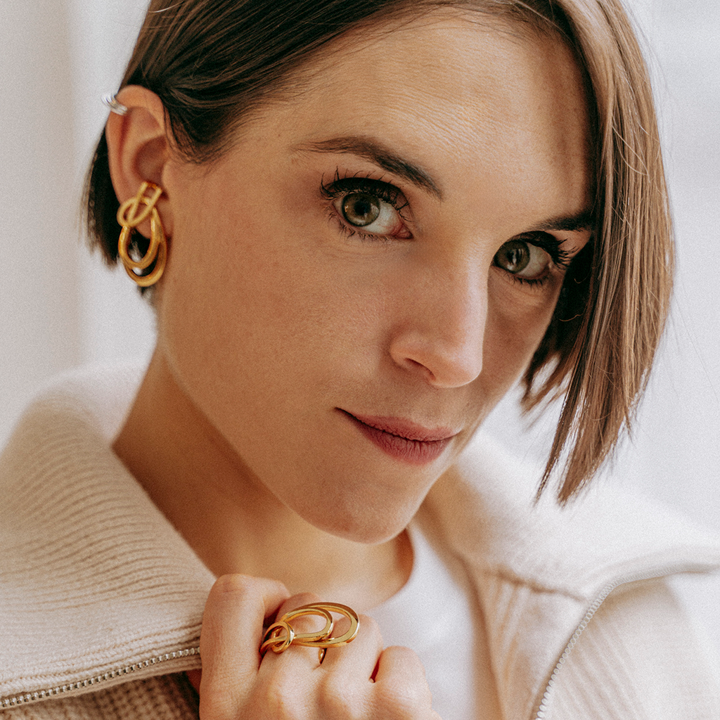 TRIPLE LOOP EARRING